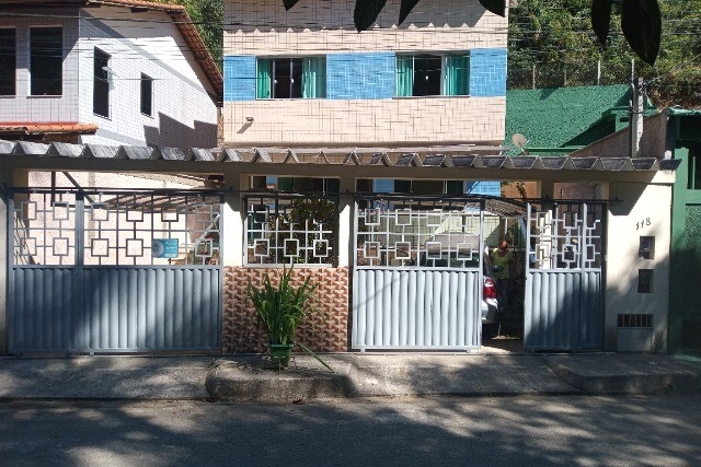 EXCELENTE CASA EM MENDES, RJ - A 2 KM DO CENTRO
