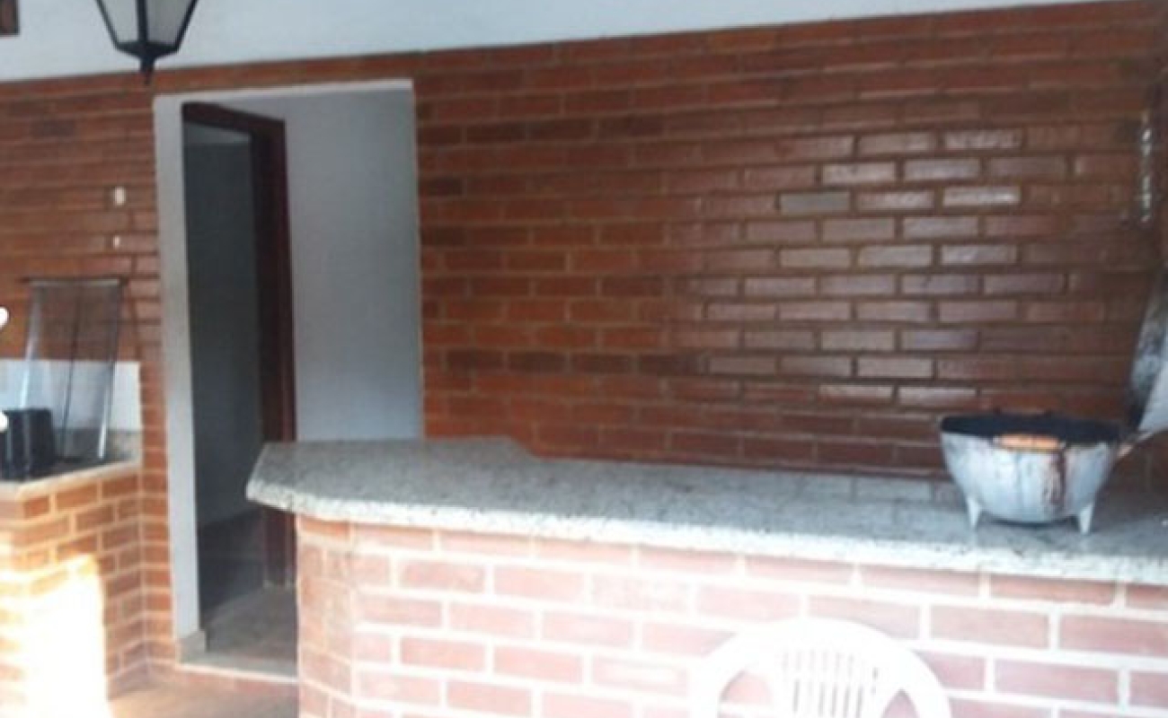 SÍTIO ENCANTADOR EM CINCO LAGOS, RJ - 