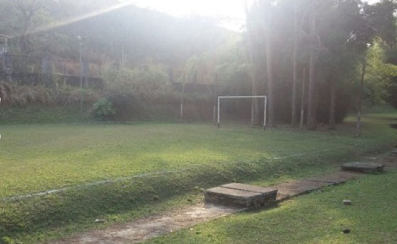 SÍTIO ENCANTADOR EM CINCO LAGOS, RJ - 