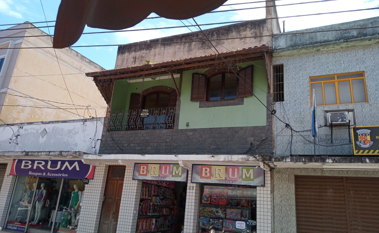 APARTAMENTO DUPLEX NO CENTRO DE MENDES, RJ - 