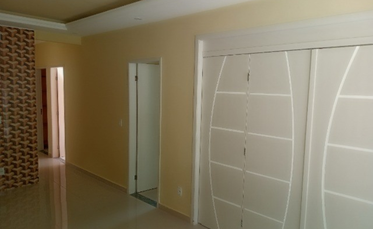 EXCELENTE CASA EM MENDES, RJ - A 2 KM DO CENTRO - 