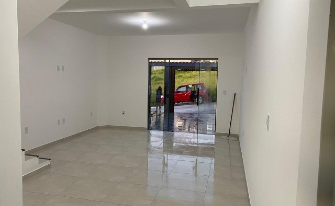 LINDA CASA EM SÃO LOURENÇO, MG - 