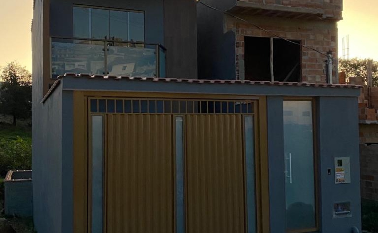 LINDA CASA EM SÃO LOURENÇO, MG - 