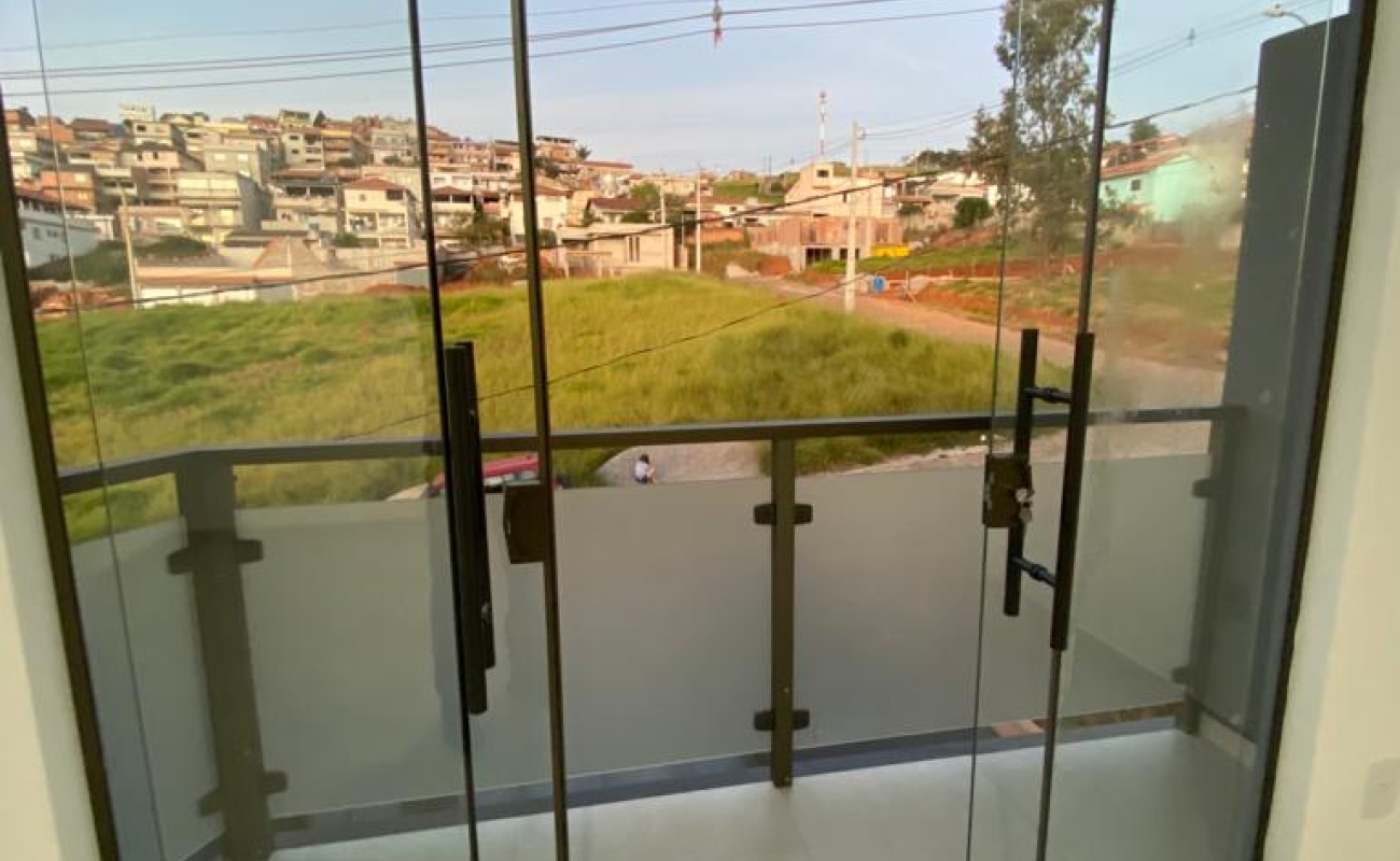 LINDA CASA EM SÃO LOURENÇO, MG - 