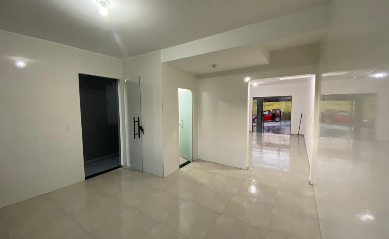LINDA CASA EM SÃO LOURENÇO, MG - 