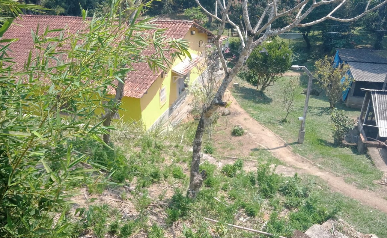 VENDO ESTE SÍTIO EM CINCO LAGOS - 