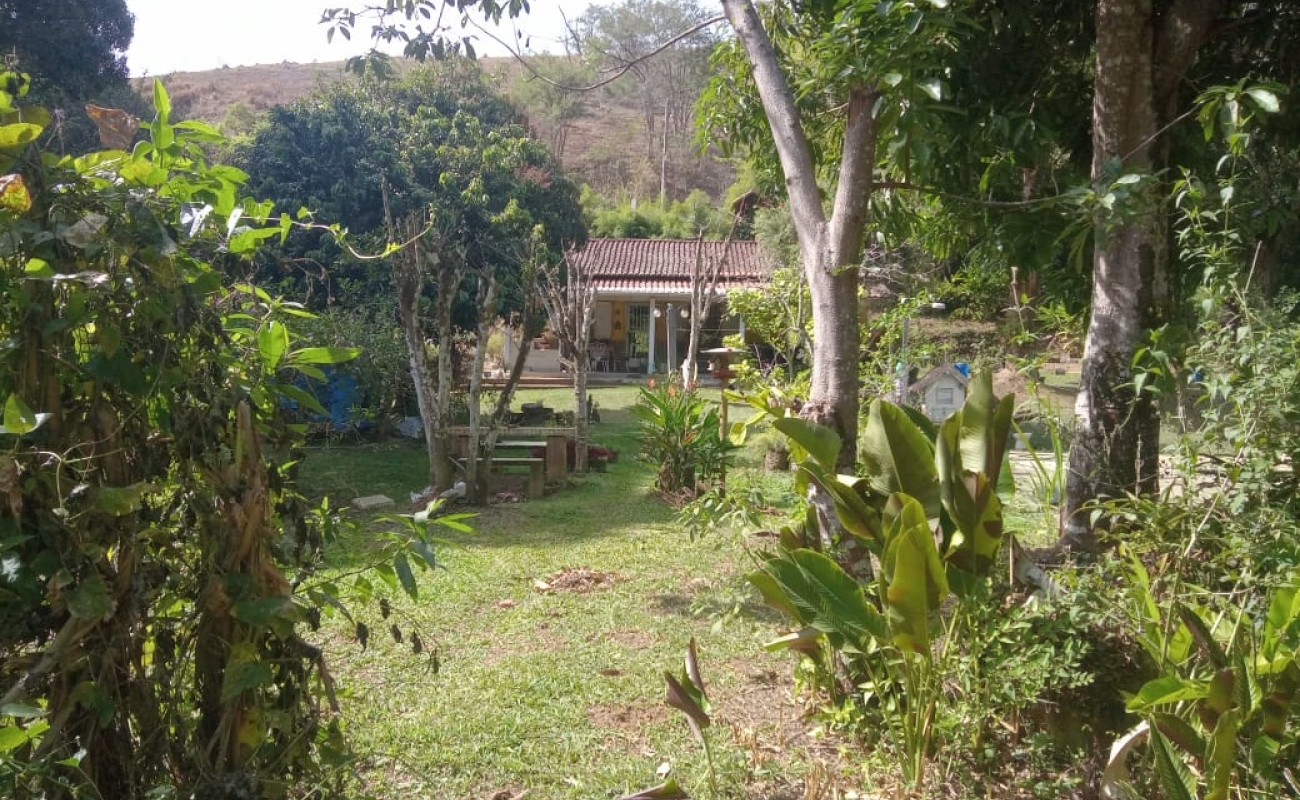 VENDO ESTE SÍTIO EM CINCO LAGOS - 