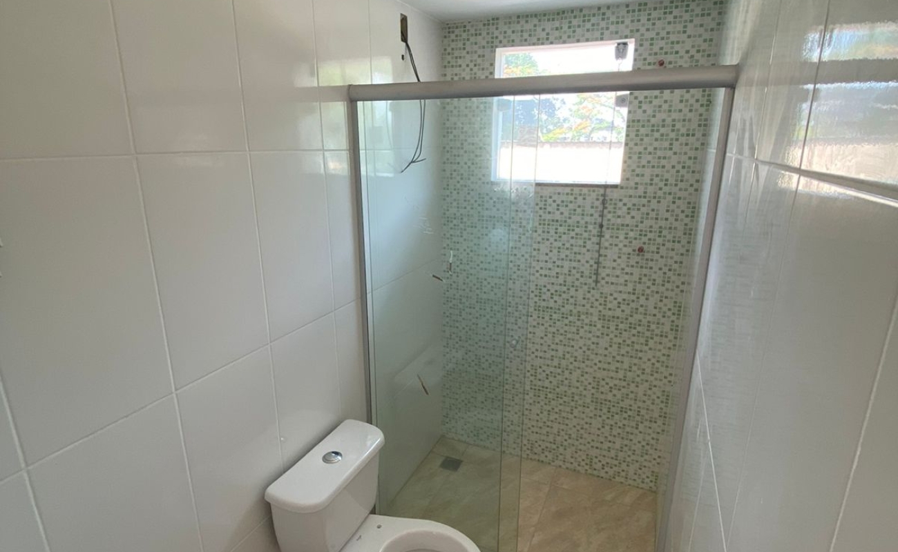 VENDO  APARTAMENTO NESTE PRÉDIO COM 2 QUARTOS  - 