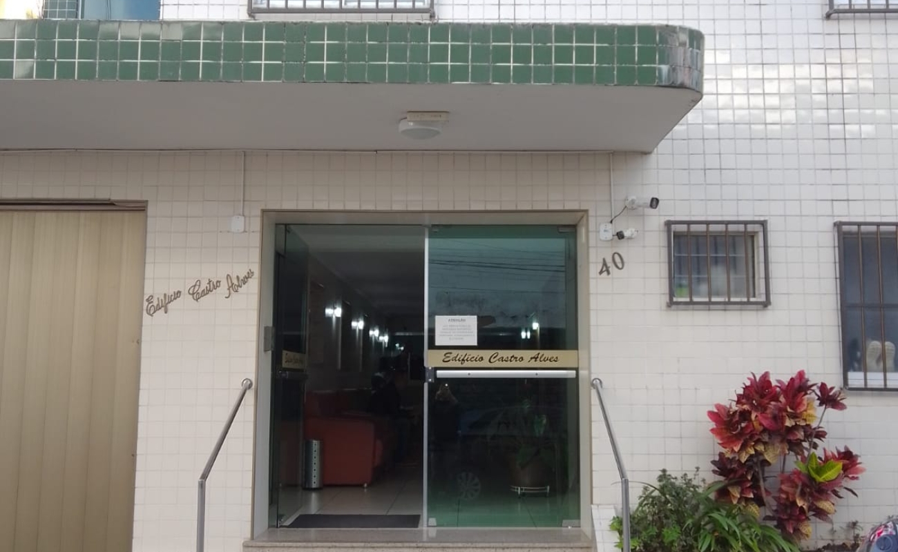 ALUGO APARTAMENTO MOBILIADO NO CENTRO DE SÃO LOURENÇO MG - 