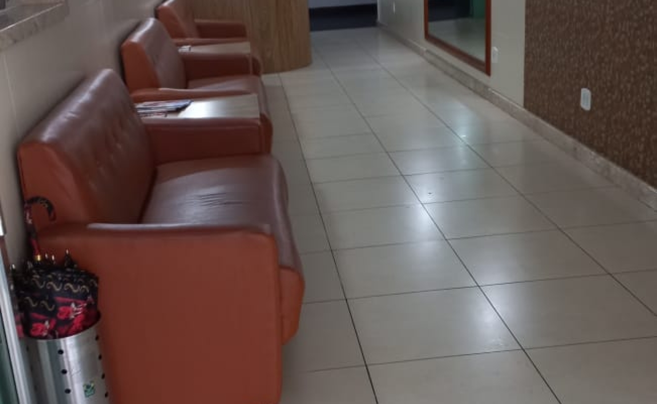 ALUGO APARTAMENTO MOBILIADO NO CENTRO DE SÃO LOURENÇO MG - 
