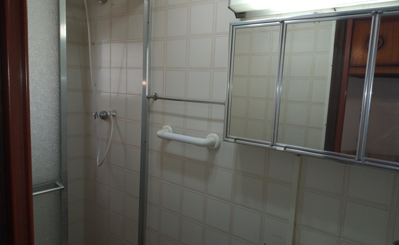 ALUGO APARTAMENTO MOBILIADO NO CENTRO DE SÃO LOURENÇO MG - 