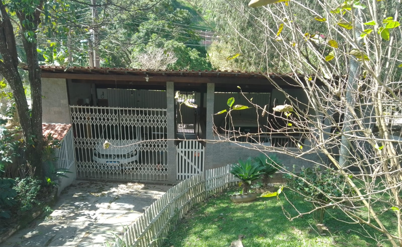 VENDO ESTE SÍTIO EM 5 LAGOS - 