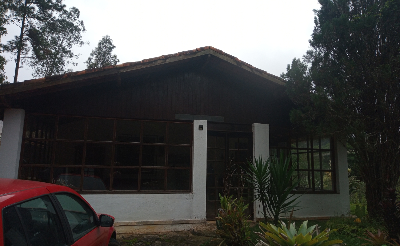 VENDO ESTE SÍTIO EM  CINCO LAGOS - 