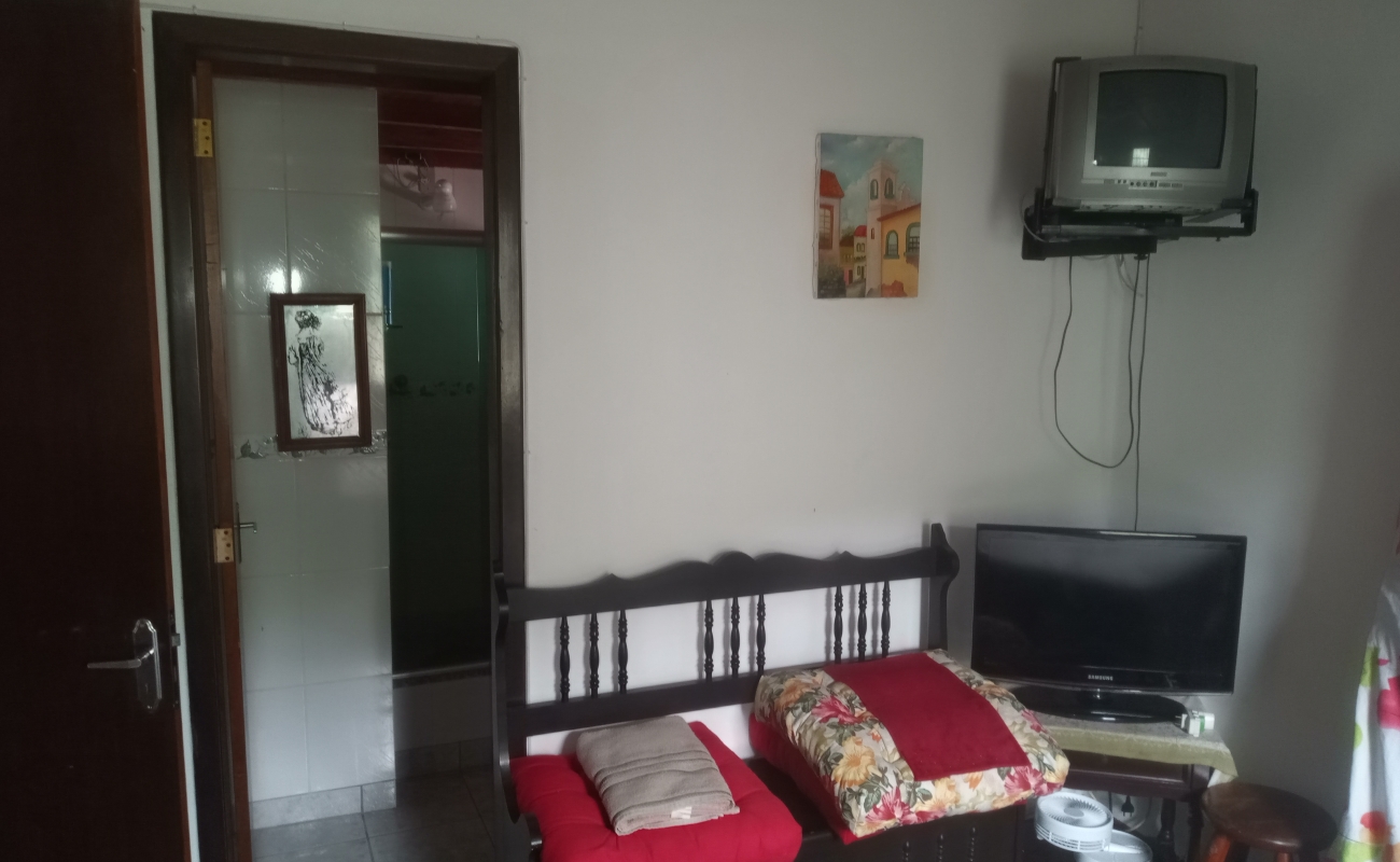 VENDO ESTE SÍTIO EM  CINCO LAGOS - 