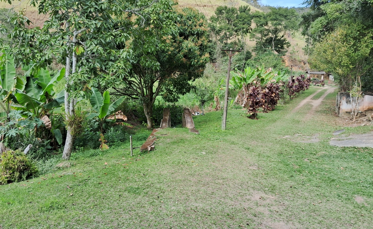 SÍTIO EM 5 LAGOS - 